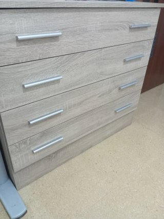 Cajonera de madera y metal