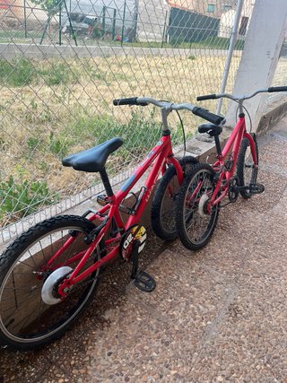 Bicicletas infantiles rojas (2 unidades)