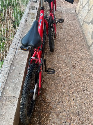 Bicicletas infantiles rojas (2 unidades)