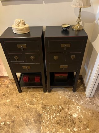 Muebles de piso: Sofás, mesas, librerías