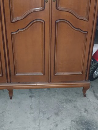 Armadio in legno a 6 ante Dimensioni Lunghezza 231 altezza