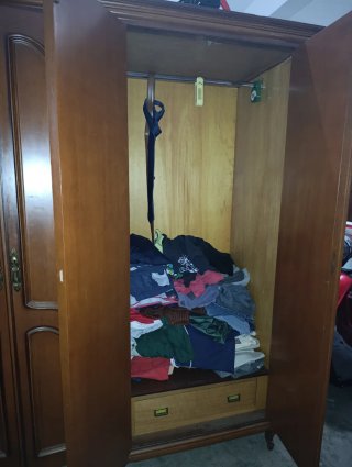 Armadio in legno a 6 ante Dimensioni Lunghezza 231 altezza