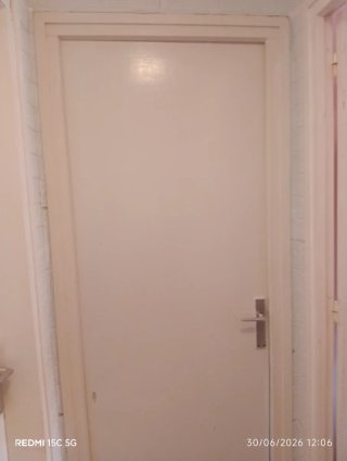 6 Puertas blancas