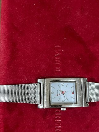 Reloj Tommy Hilfiger Plata y Blanco