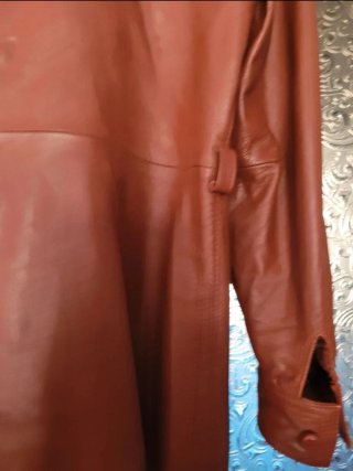 Giacca in pelle marrone/rossa