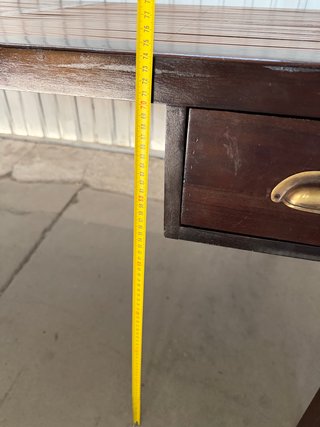 Escritorio de bambú y madera