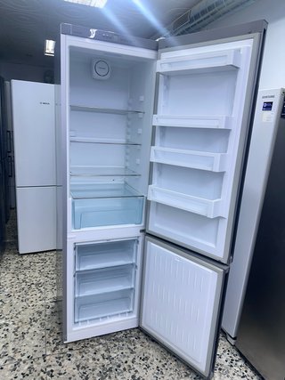 Nevera Liebherr con Garantía y Transporte