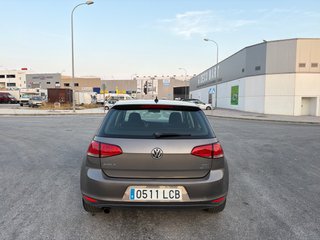 VOLKSWAGEN GOLF VII 1.6 TDi AUTOMATICO