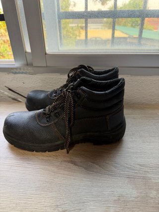 Botas de trabajo negras