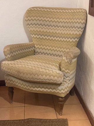 Sofá de diseño retapizado