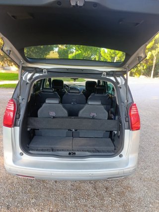 Peugeot 5008 2012