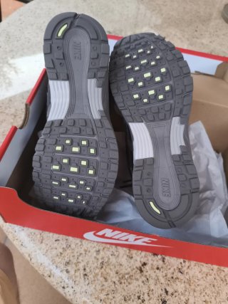 Zapatillas Nike Grises