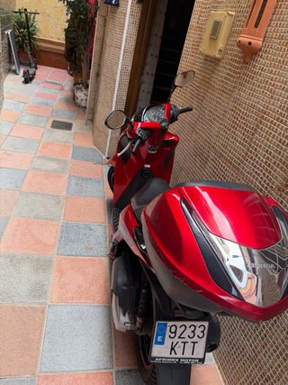 Honda SH 125i Roja 2019