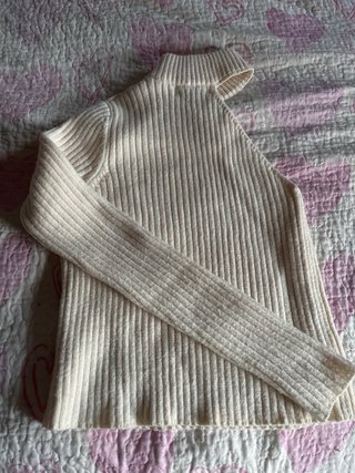 Jersey Bershka cuello alto asimétrico M