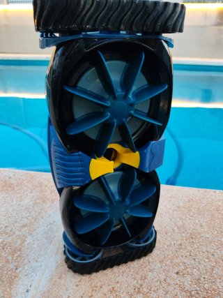 Robot Limpiafondos Zodiac MX6 Piscina