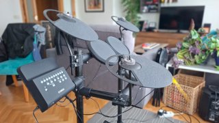 Batería Electrónica Yamaha DTX400K