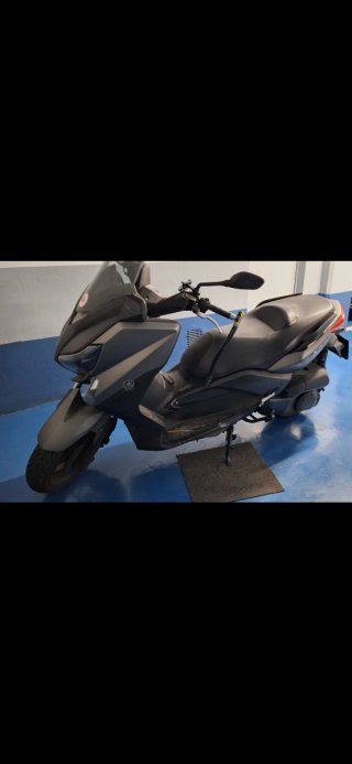 Yamaha XMAX 250 - 2016