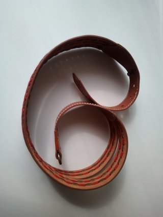 Cinturón de piel Ferrè (534)