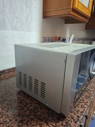 Microondas Sanyo con Grill