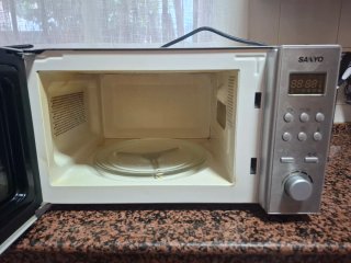 Microondas Sanyo con Grill