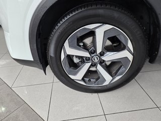 Nissan QASHQAI DIG-T 116kW Xtronic N-Connecta