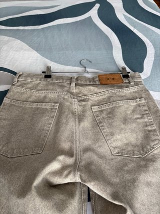 Pantalón Zara