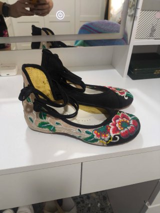 Bailarinas chinas bordadas flores