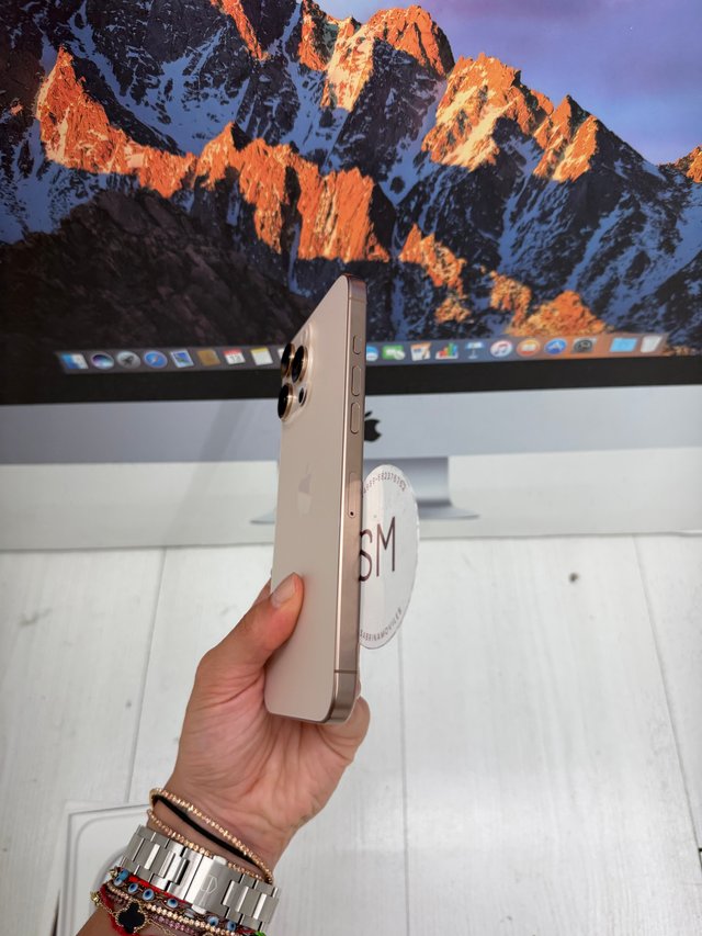 iPhone 16 pro Max 256gb como nuevo
