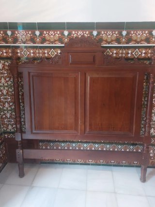 Cabecero de cama de madera