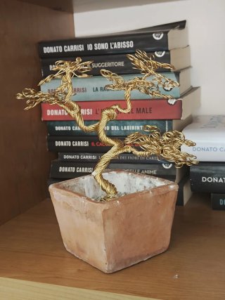 Miniatura bonsai in metallo dorato