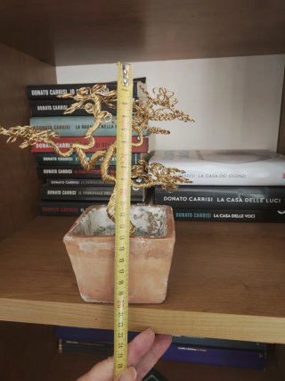 Miniatura bonsai in metallo dorato