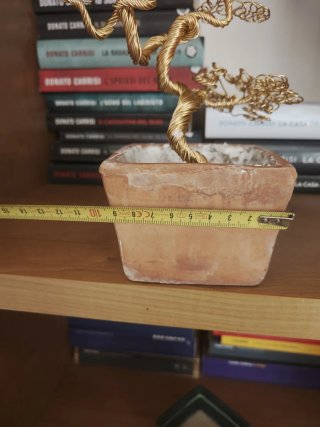 Miniatura bonsai in metallo dorato