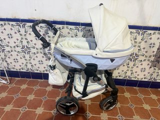 Carrito bebé Juanama Candy azul clarito
