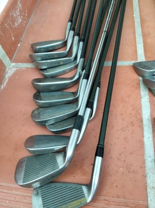 Lote de palos de golf
