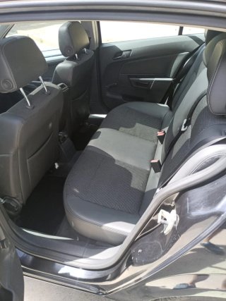 Opel Astra 2006 1.8 140cv / Techo panorámico