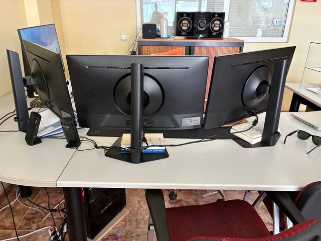 PC Gaming/Trabajo + 3 Monitores Samsung