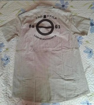 Camisa talla S chico de rayas gris y blanca