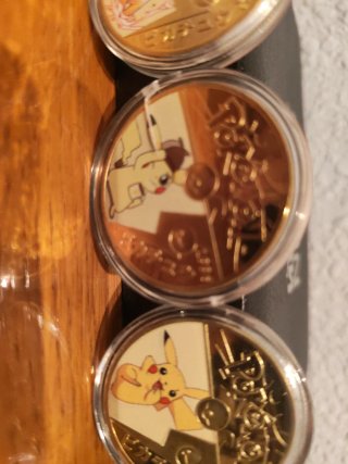 Monedas Pikachu 1996-1998