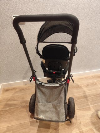 Triciclo para bebé con toldo y bolsa