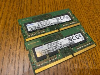 2x Samsung DDR4 8GB 3200MHz RAM