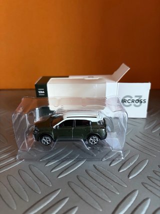 Citroën C3 Aircross 1:64 IXO