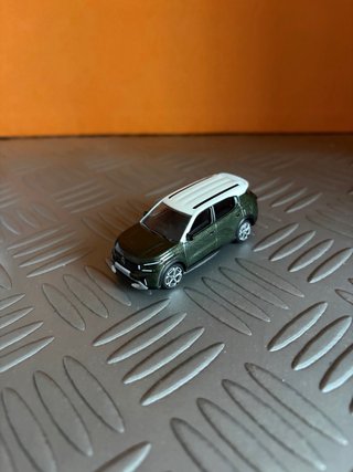 Citroën C3 Aircross 1:64 IXO