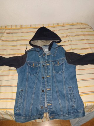 Sudadera vaquera Pull&Bear azul