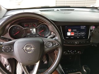 Opel Crossland X 2017