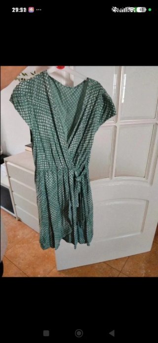 Vestido verde estampado lunares talla M