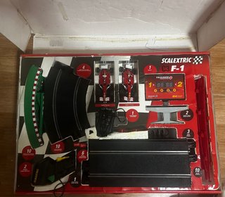 Scalextric F1 Ferrari Trainer 2