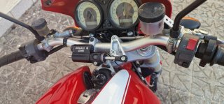 Ducati Monster S2R 1000 Roja y Blanca regalo mono