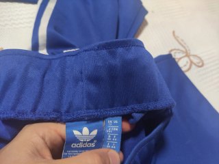 Cortavientos Adidas (M) + Pantalón Chándal (M)