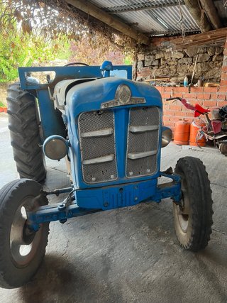 Tractor Ebro Super 55