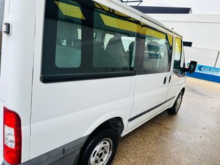 Ford Transit 2012 muy bueno coche